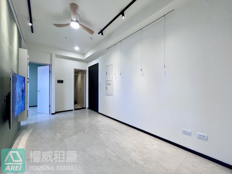 興富發博愛｜R12後驛熱河商圈｜高質感三房大平車