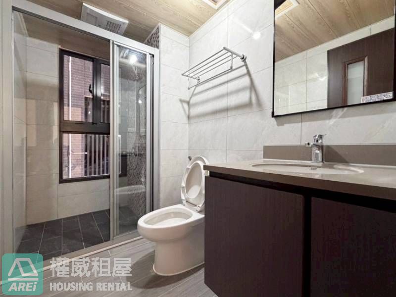 和築豐光|輕軌高雄高工|秒殺高樓採光兩房兩衛