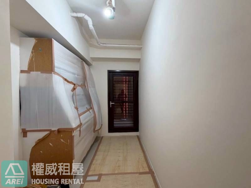 和築豐光|輕軌高雄高工|秒殺高樓採光兩房兩衛