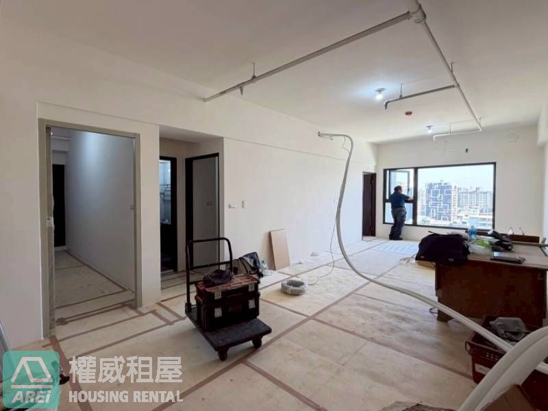 和築豐光|輕軌高雄高工|秒殺高樓採光兩房兩衛