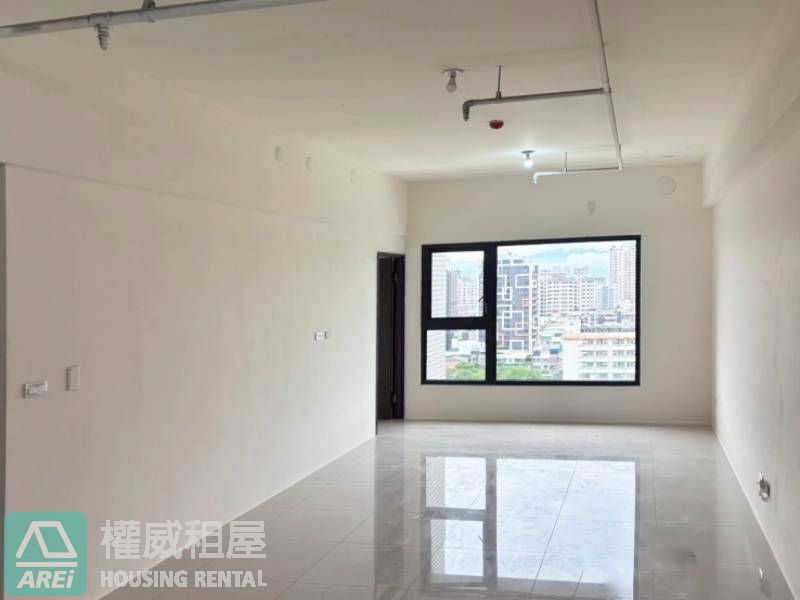 和築豐光|輕軌高雄高工|秒殺高樓採光兩房兩衛