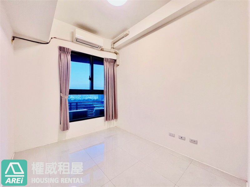 高雄大學京城柏克萊正3房景觀平車★家具齊★