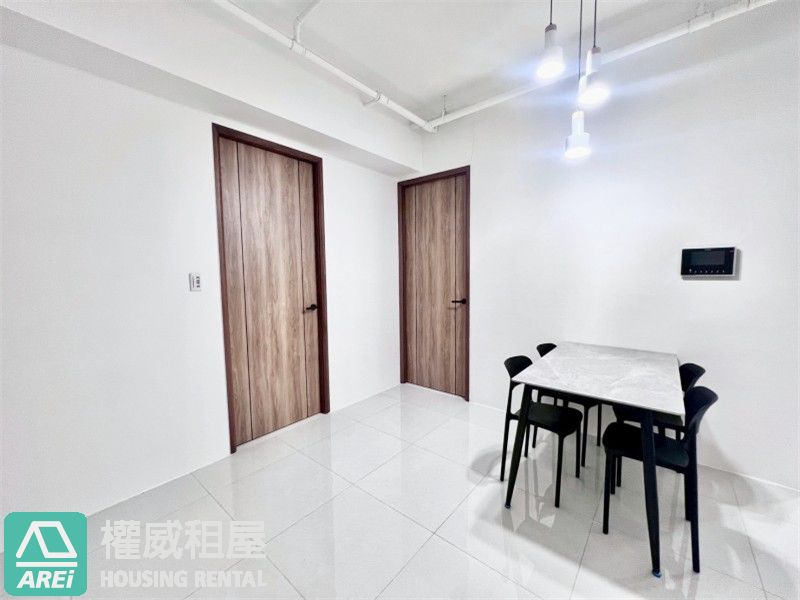 高雄大學京城柏克萊正3房景觀平車★家具齊★