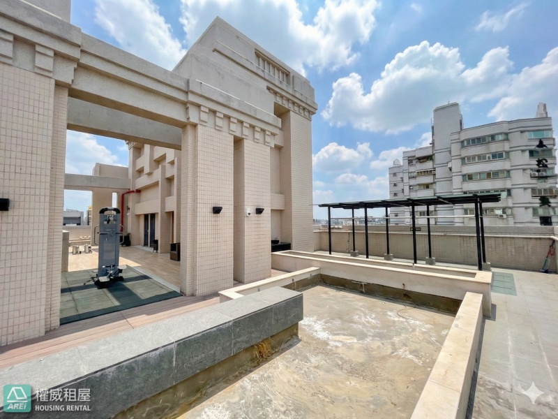 棋琴文蓮苑—— 在城市綠廊裡，寫一首關於光的詩｜三房平車