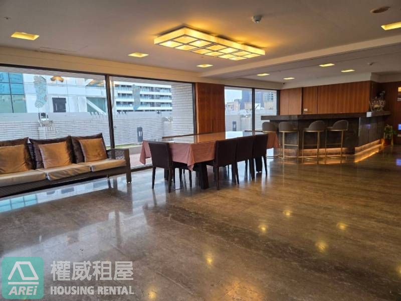 R14巨蛋MRT｜漢神巨蛋｜聯上F1｜隱奢美學寓所1+1房．可租補