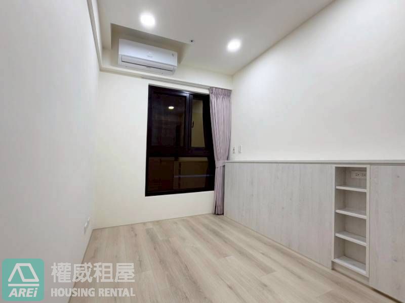 左營高鐵| 三鐵共構| 棋琴26重奏質感2房| 可租補*家俱後補