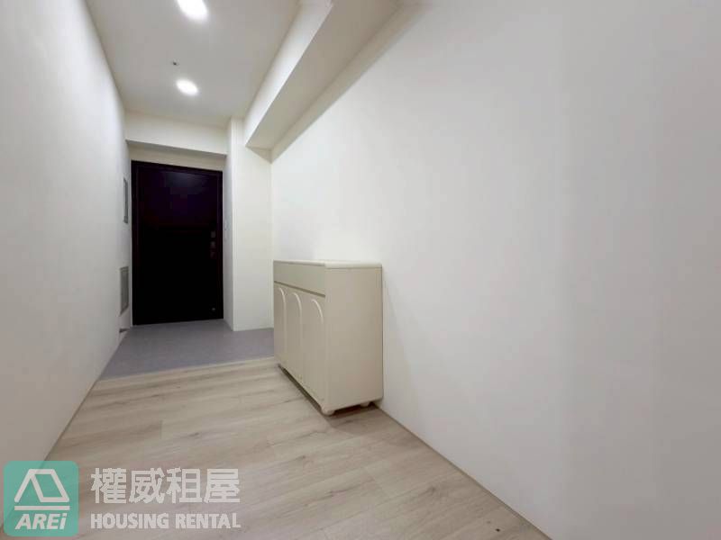 左營高鐵| 三鐵共構| 棋琴26重奏質感2房| 可租補*家俱後補