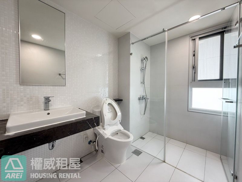 楠梓高大特區|泰嘉拓真2+1房|採光海景雅邸|可寵物租補