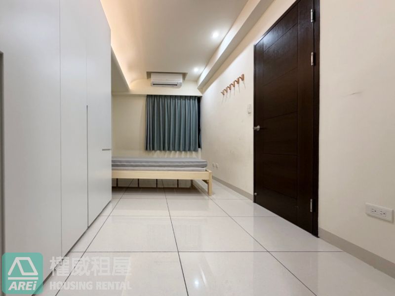 幸福O8｜五塊厝捷運站｜到站就到家｜兩房機能捷運宅