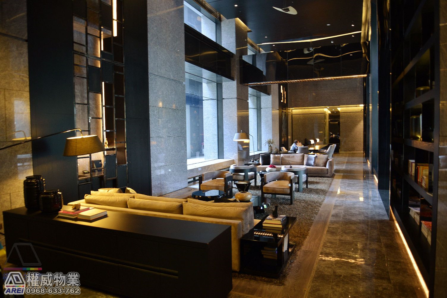 🌿俯瞰美術館景觀|美術君臨 3+1房平車