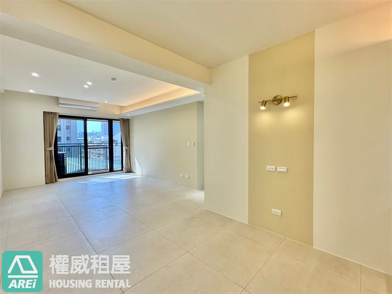 文化中心浪漫藝文線｜鳳凰康澤4房車位