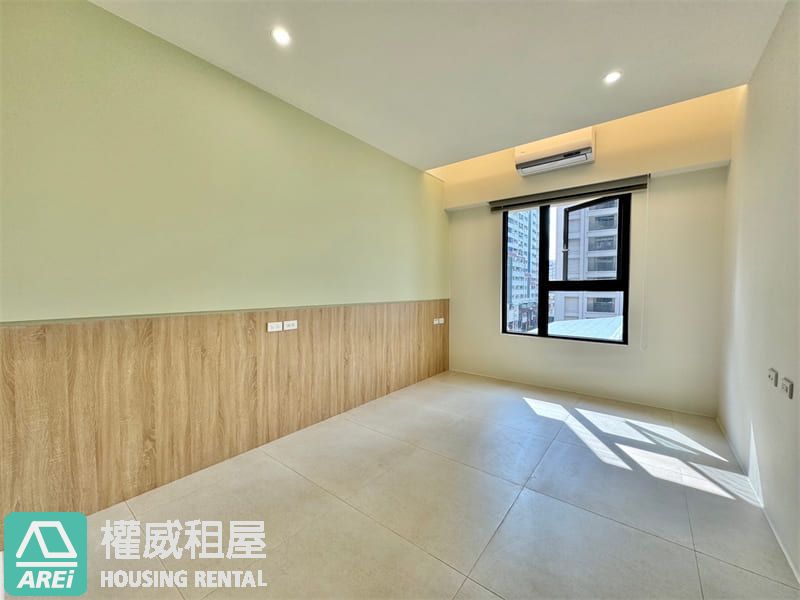 文化中心浪漫藝文線｜鳳凰康澤4房車位