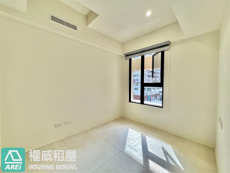 文化中心浪漫藝文線｜鳳凰康澤4房車位