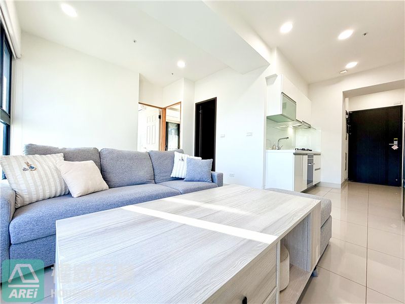 高雄車站MRT站前搶手明亮景觀2+1房