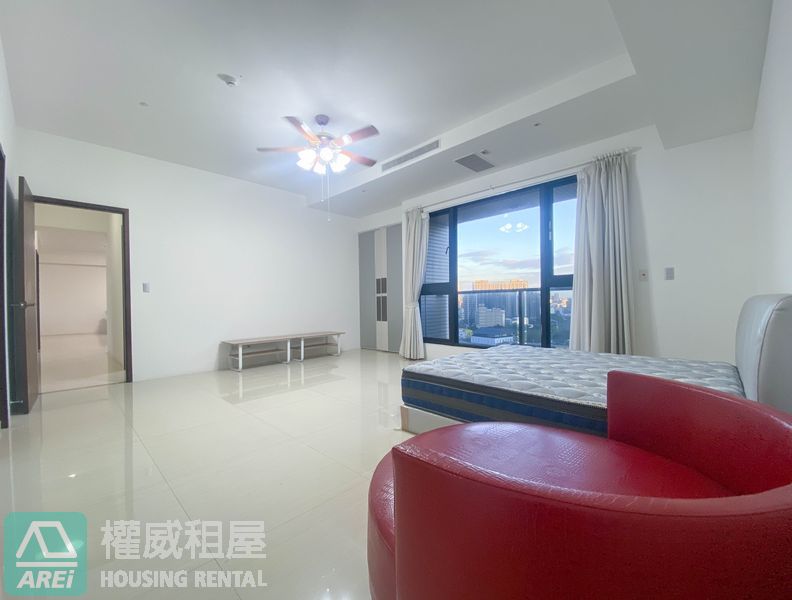 美術愛河｜河景3+1房採光平車