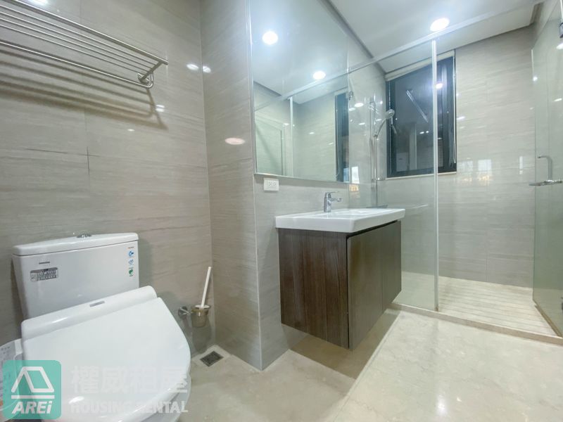 美術愛河｜河景3+1房採光平車