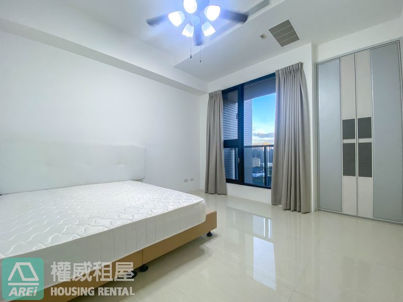 美術愛河｜河景3+1房採光平車