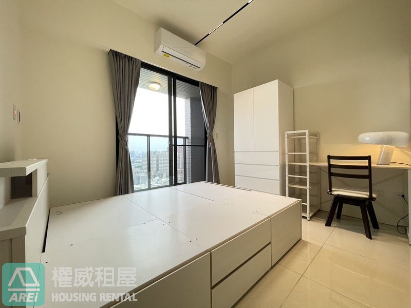 左營高鐵鑫悅全新質感三房平車