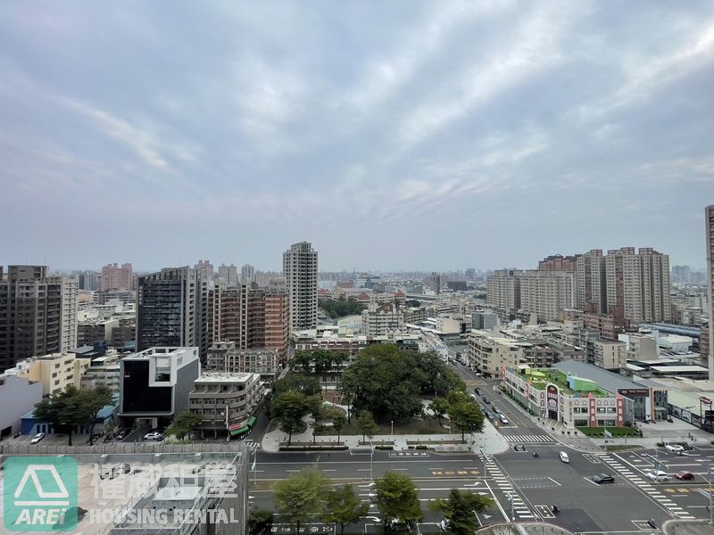 左營高鐵鑫悅全新質感三房平車