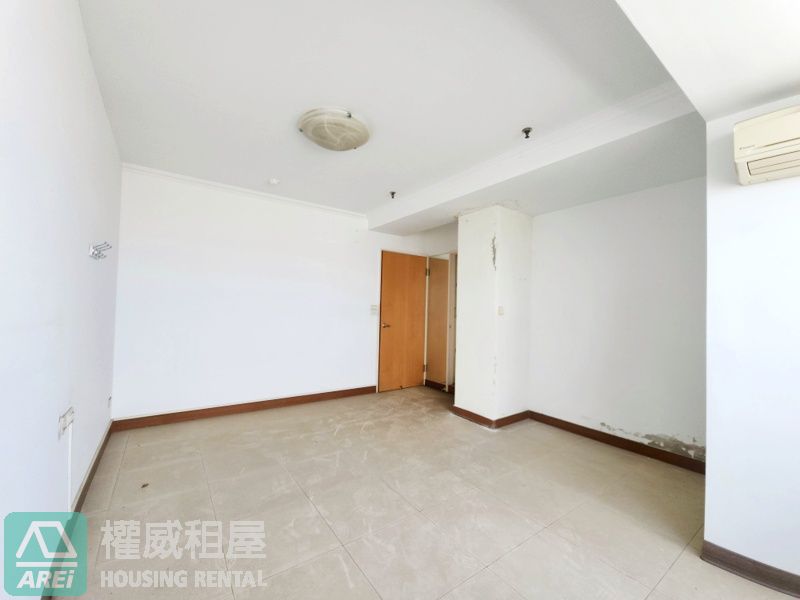 台南東區頂層∣天闕雲端傳奇∣獨立專屬電梯∣室內160坪∣12房3廳5衛7車位