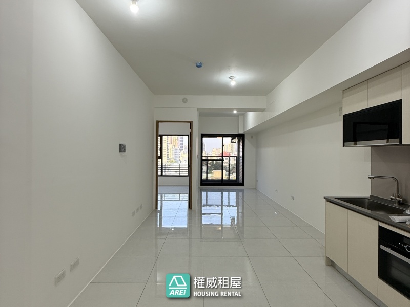 自由朗誦｜全新空屋出租含車位｜歡迎您來布置屬於您的空間