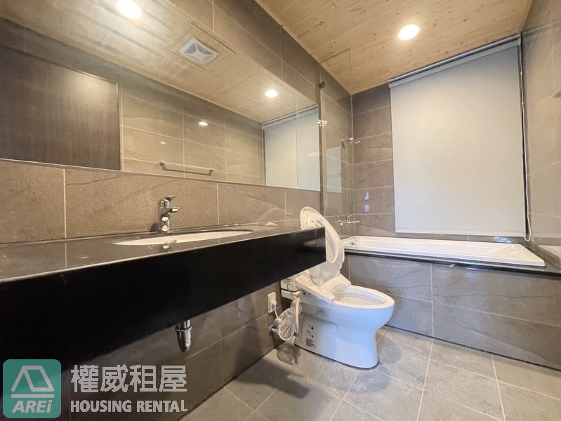 高大崑庭馥御全新採光海景三房平車