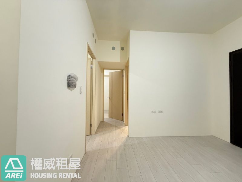 隆大鳳凰萃｜2房2衛全新空屋出租｜可租補、可寵物