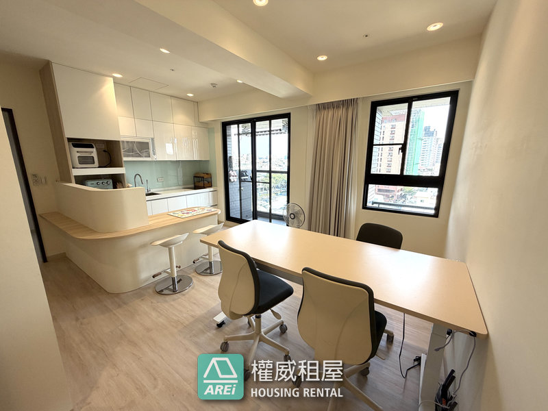 💥建工商圈｜鑫天地2｜大2房2衛｜輕軌旁 平車💥