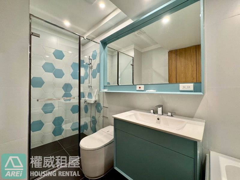 外商最愛❤️京城新世界高檔次2+1房平車