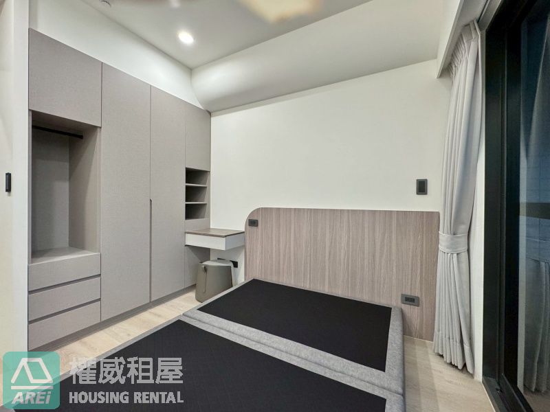 外商最愛❤️京城新世界高檔次2+1房平車