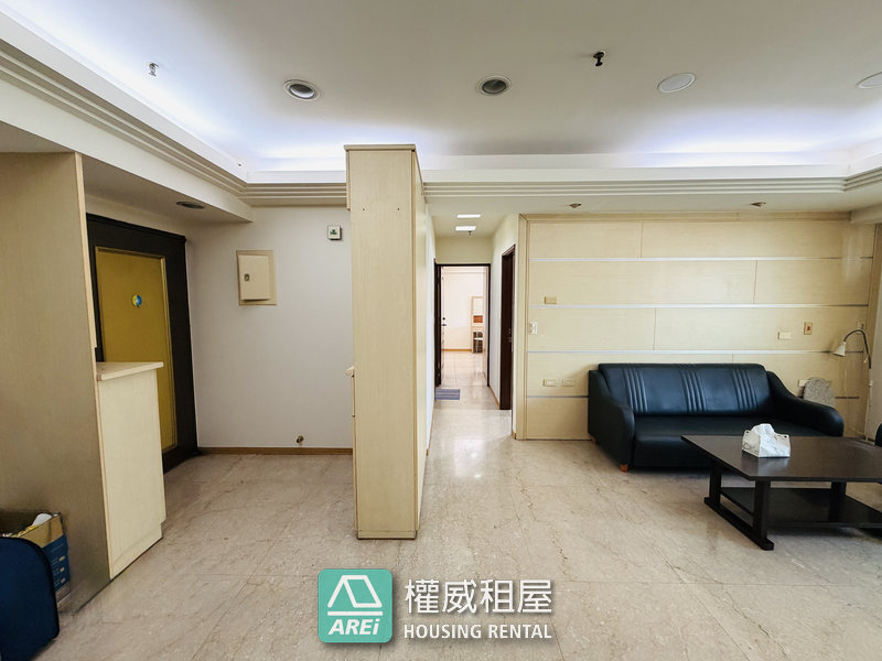 文化中心｜經典皇家｜大三房高樓層｜採光佳