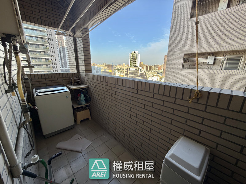 文化中心｜經典皇家｜大三房高樓層｜採光佳