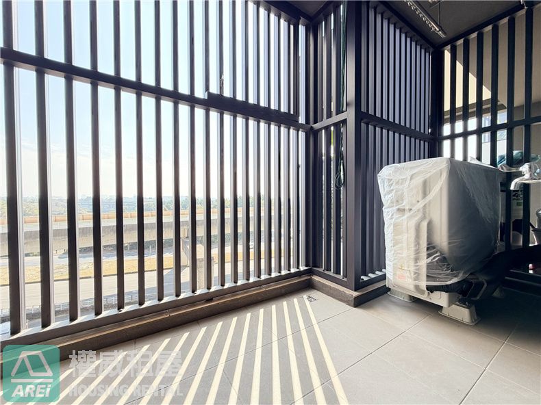 後勁MRT科楠全新美學緻美精裝2房車位