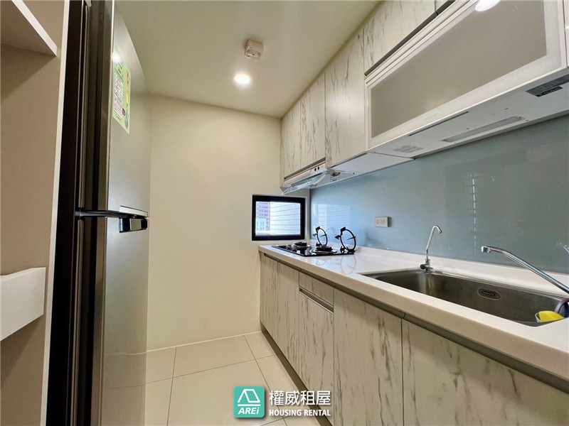 高醫郡都當代精品美景2+1房平車