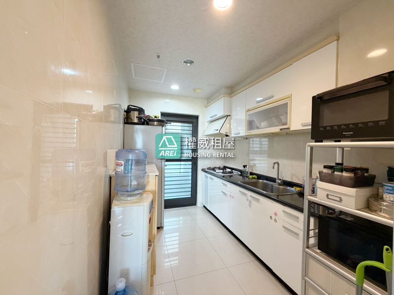 🏡美術館｜最上石美術園區｜2+1房大空間頂樓🏡