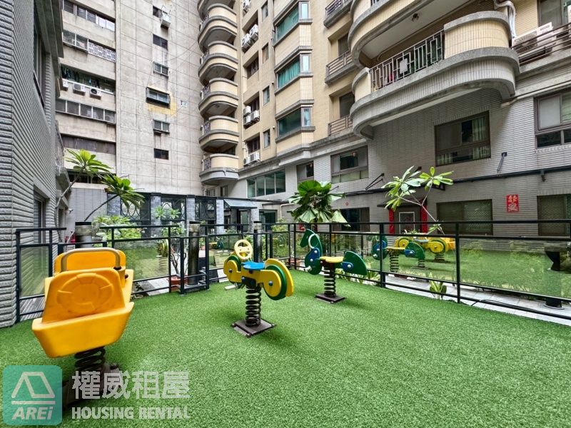 英明商圈🚈輕軌凱旋二聖｜文化馥麗3房