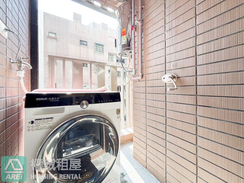 和陸寓邸舒適高檔1+1房