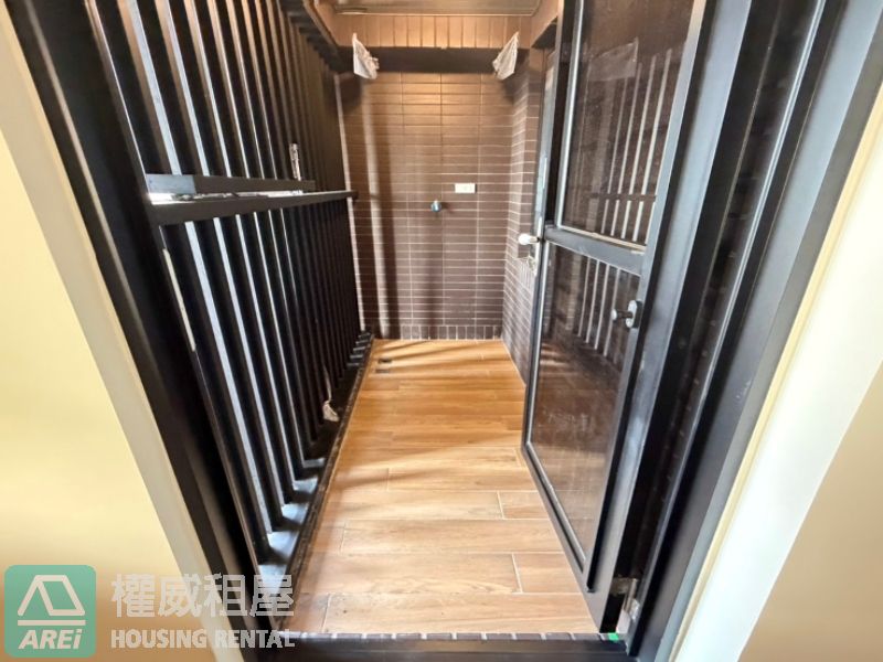 左營 | 興富發鉑愛悅 | 擎天地標景觀兩房平車 | 可租補可寵物