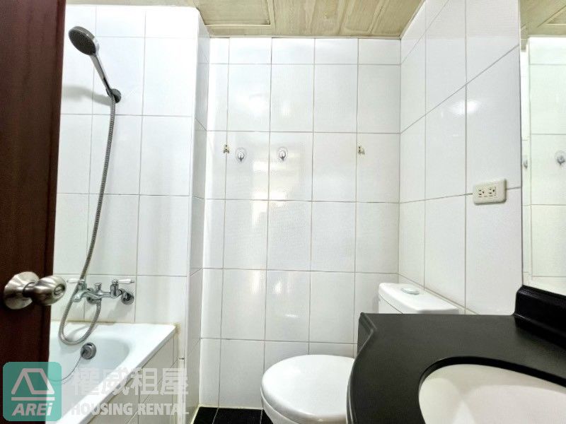 法國愛樂|全新家電|2+1房兩衛兩衛|平面車位|