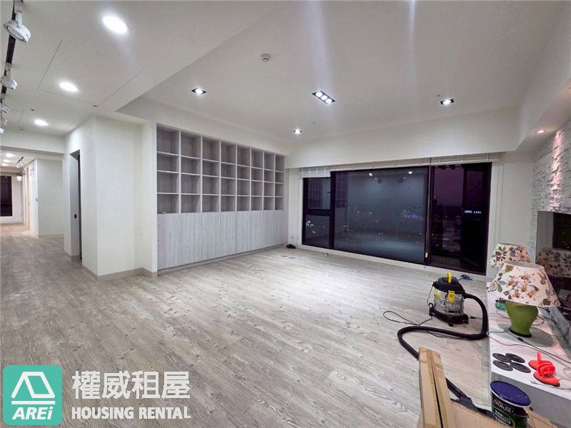 靜謐奢居 | 聯上涵景 | 擁攬山、潭、海、天四景合一，勾勒自由的畫布(詳洽帶看注意事項)