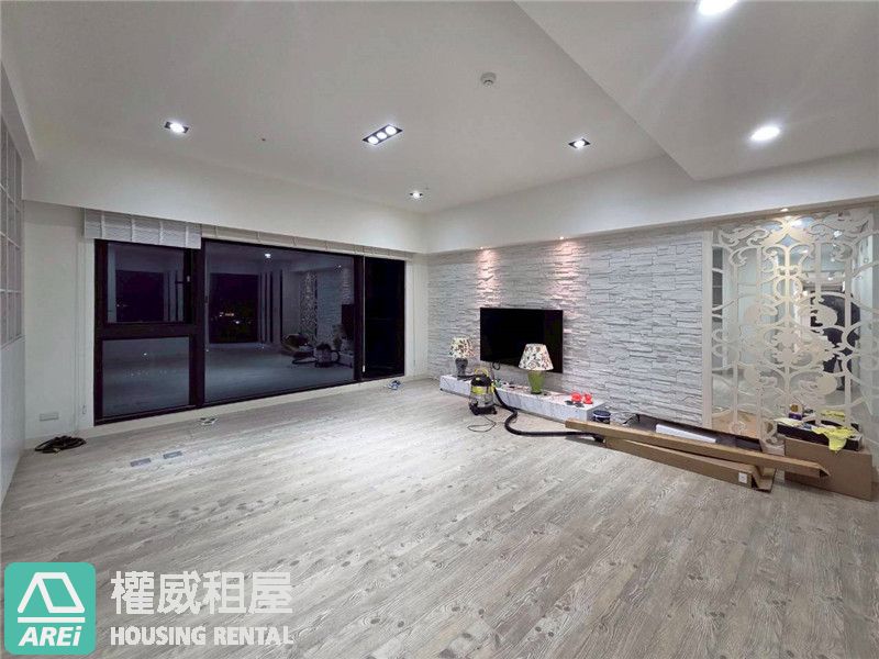 靜謐奢居 | 聯上涵景 | 擁攬山、潭、海、天四景合一，勾勒自由的畫布(詳洽帶看注意事項)