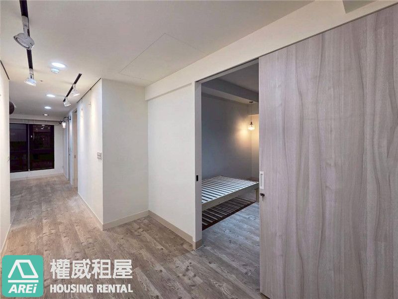 靜謐奢居 | 聯上涵景 | 擁攬山、潭、海、天四景合一，勾勒自由的畫布(詳洽帶看注意事項)
