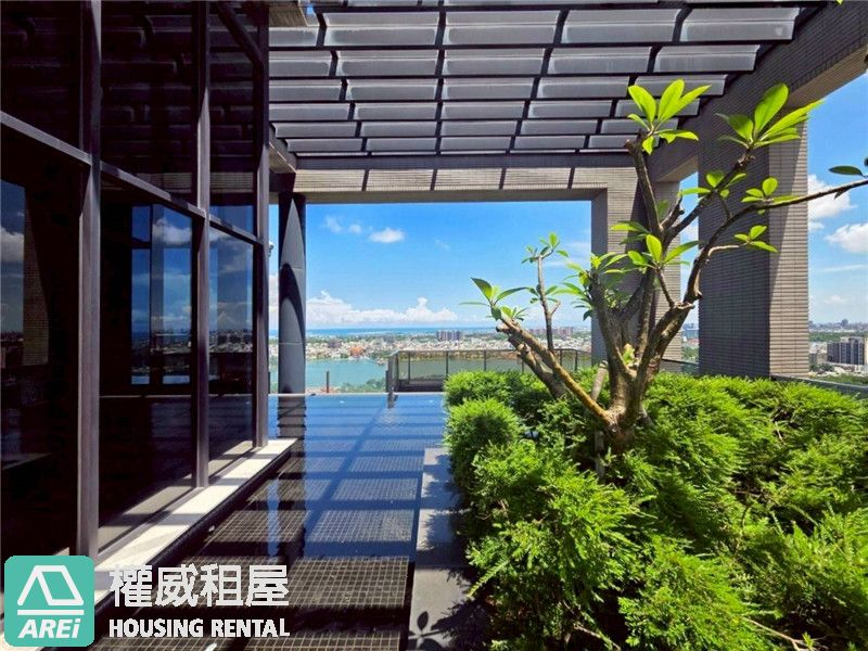 靜謐奢居 | 聯上涵景 | 擁攬山、潭、海、天四景合一，勾勒自由的畫布(詳洽帶看注意事項)