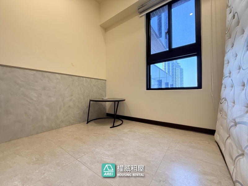 民生臻愛｜邊間3改2房+雙車位｜彈性空間好利用