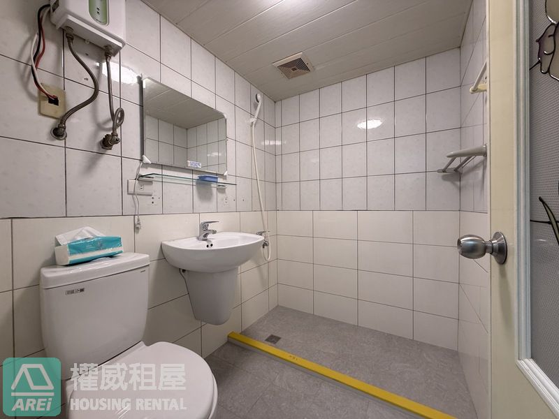 五塊厝站MRT│紅樓貴族│高樓層景觀全配套房