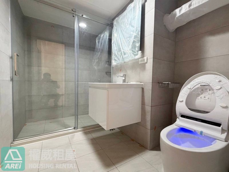 左營|興富發鉑愛悅|全新景觀兩房平車|可租補|家俱後補32F