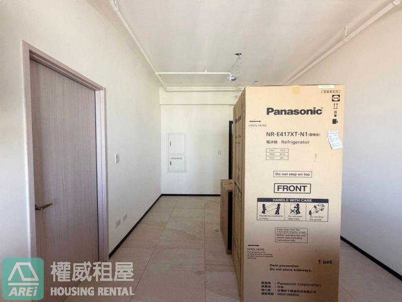 左營|興富發鉑愛悅|全新景觀兩房平車|可租補|家俱後補32F