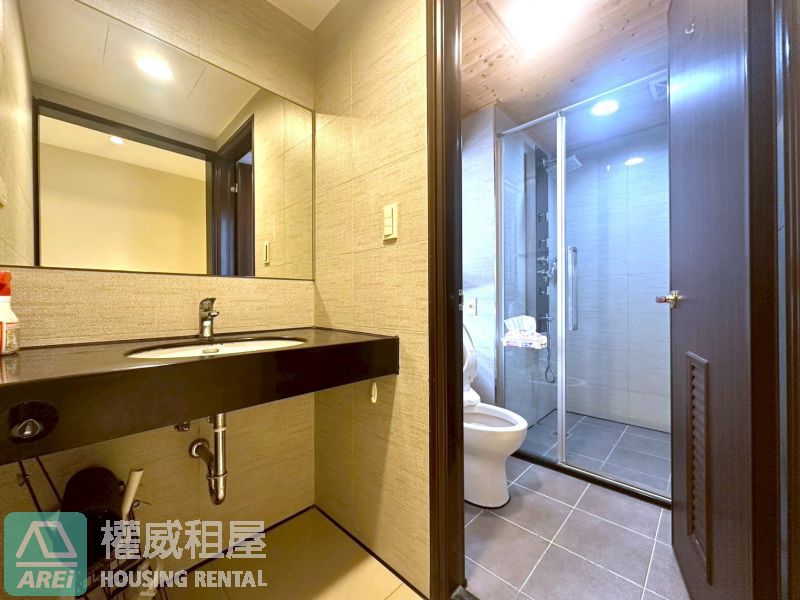 文立苑｜漢神核心・百貨捷運生活圈