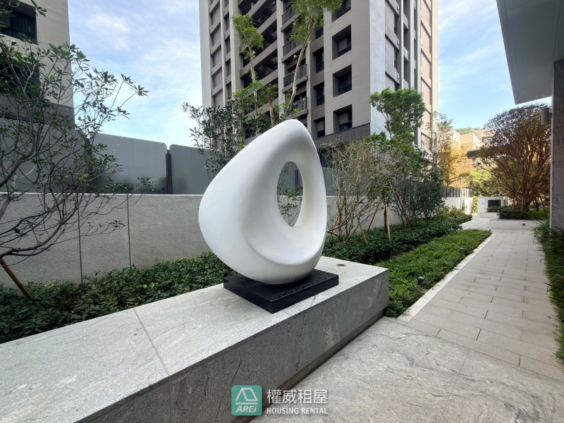 🌳 台積電｜蓮池潭清景麟幸福城｜全新未住三房｜充電樁車位🌳