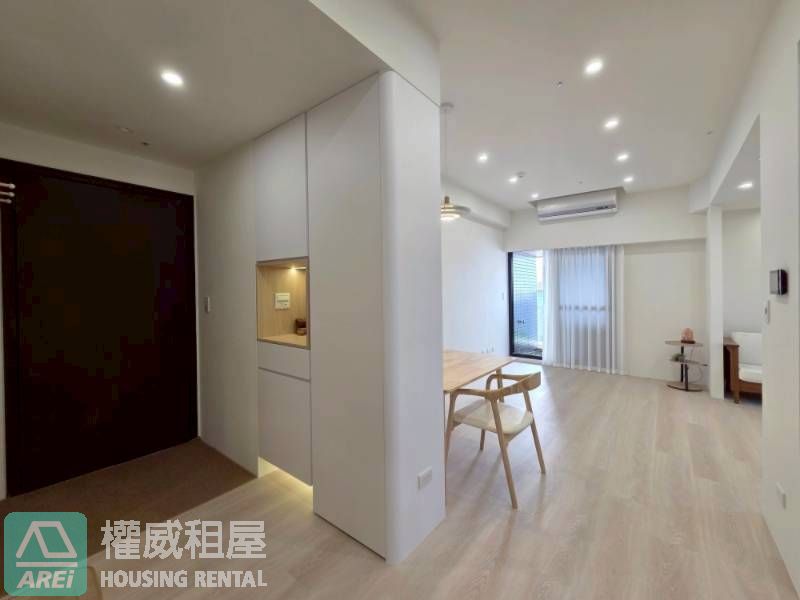 後驛MRT | 興富發博愛 | 純淨暖韻高質全新1+1房•適應你的生活格局•